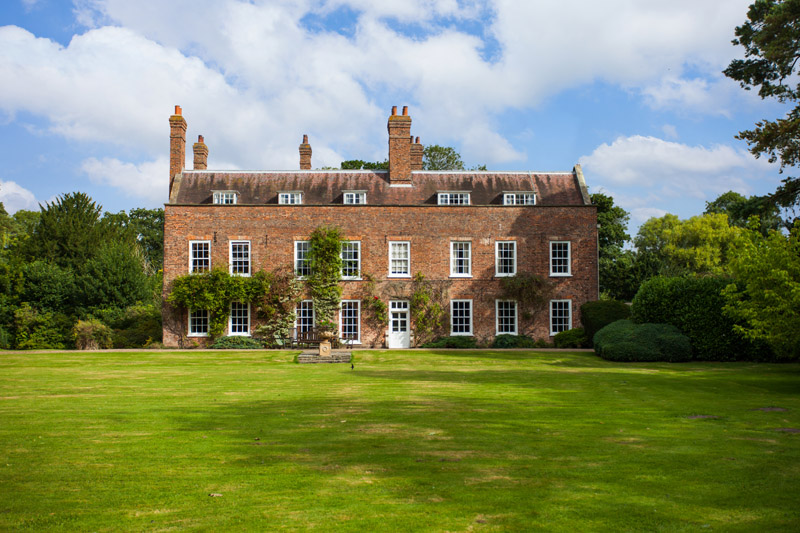 Blenkinandco's tweet photo. BOSSALL HALL sale agreed.  After 60 years in the same family Bossall Hall has found its new owners.

#BossallHall #Bossall #Countryhouse #moat #castle #equestrian #York #Yorkshire #rural #land #underoffer #SSTC #Yorkagent #RobertBelt #LordMayorofYork https://t.co/IFKe2HxvET