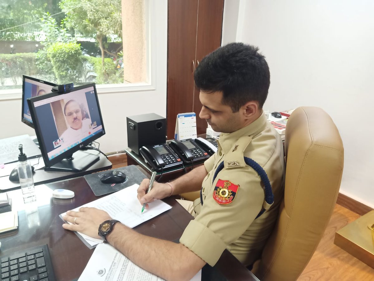 Adcp1Outer's tweet photo. Coordination meeting with the respected MLAs chaired by @dcpouter sir to ensure mutual cooperation towards the betterment of Outer district.

@CPDelhi @DelhiPolice https://t.co/8rvn3grCKi