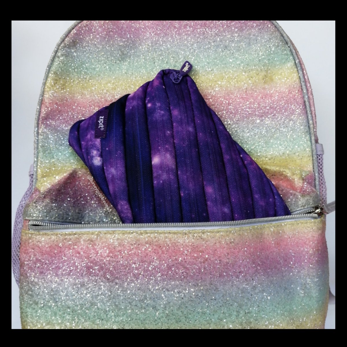 burseygirl84's tweet photo. Another pretty pencil case by @ZIPITstore that we love! So pretty, great quality and affordable! Would also make a perfect gift! https://t.co/NnxppQNMoT
#just_zipit #school #schoolessentials #pencilcase #Burseygirl84reviews https://t.co/HzILjpoafC