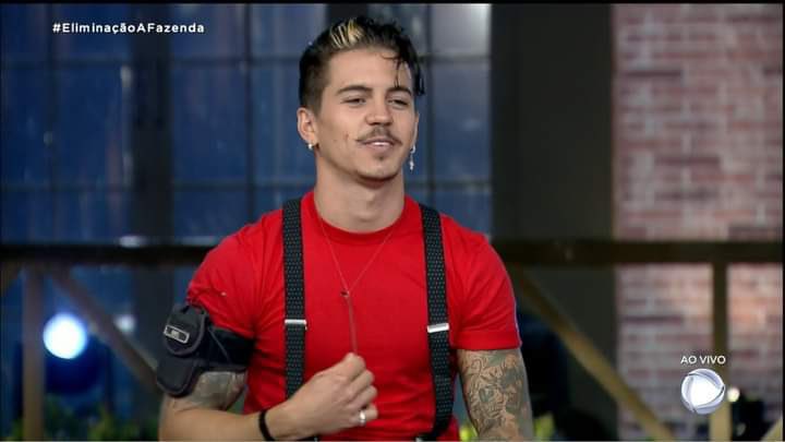 juliiaribeiro1's tweet photo. “A pandemia não vai durar muito”

A pandemia: 
#EliminacaoAFazenda https://t.co/8fpBXOnq3x