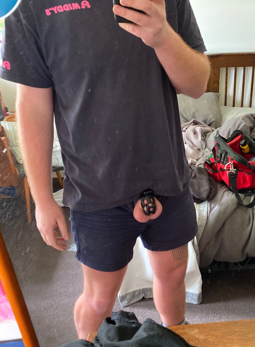 New cage, who dis? Day 17 😛😛 #kink3d #locktober #teamlocked #chastity #denial