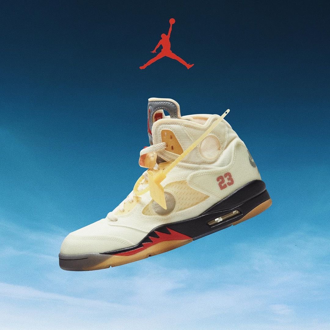ComplexSneakers's tweet photo. Off-Flight ✨ [🎨: https://t.co/0I3SE6WHuK] https://t.co/HcdytGIBJM