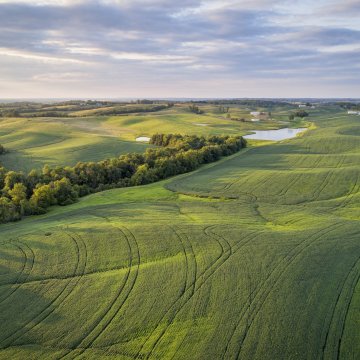 #AgTech News: First companies commit to buying carbon credits through @IndigoAg Carbon agriculture.com/news/business/…

• @BCG
• @Shopify
• @Barclays
• @JPMorgan
• @Givewith
• @IBM
• @DogFishBeer 
• @NewBelgium Brewing

#CarbonCredits #Agriculture @SuccessfulFarm