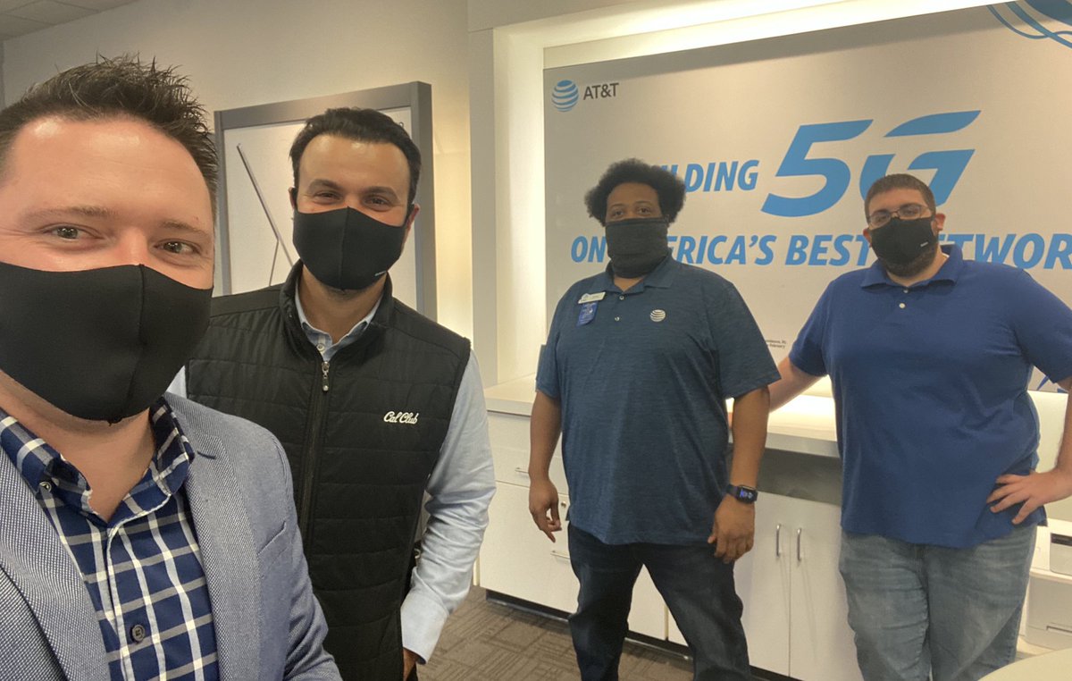 ErickJBush's tweet photo. 🔥🔥🔥🔥🔥 day in Columbus O-H-I-O visiting stores with @msharrak and @crabtree_tyler. 
This @LifeatMMS team is #MOHtivated to be #unstOHPAble this 4th quarter!

#MMSvsEverybody #PreparedAndReady
@WilliamGStovall @oliveiramikeO @ElleNonnemacher https://t.co/yCz6WtaB01