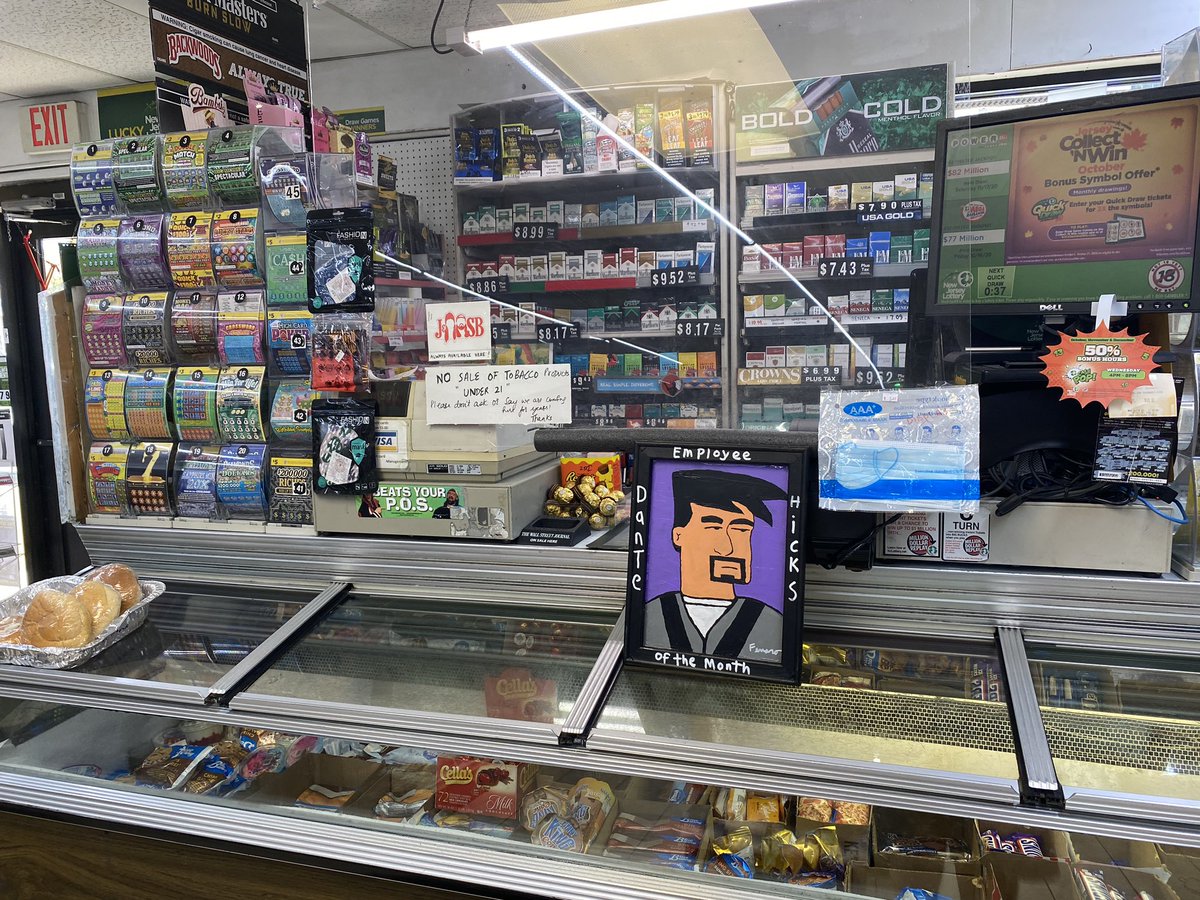 RealMovieGuru's tweet image. My Dante painting is now hanging up at the Quickstop in Nj thank you guys for hanging it up means a lot #Quickstop #clerks