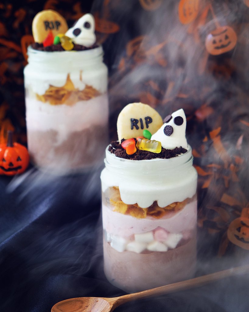 TregioiaCreamry's tweet photo. It’s the spookiest time of the year 🎃👻 SPOOKYLICIOUS JAR is available for dine-in, or take away from our shop or via GoFood/Tokopedia. Call to book yours at 021-30030598/ 087787754085 STOCKS ARE LIMITED
#halloween #halloween #icecream #spookylicious #tregioia #tregioiacreamery https://t.co/uFg0ovx2zV