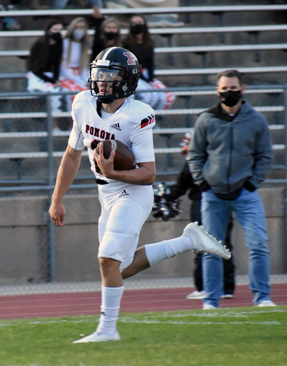 JeffcoAthletics's tweet photo. FOOTBALL at Jeffco Stadium
Halftime
#4 Pomona 28, Lakewood 0
First-half photos ...
#jeffcopreps #copreps
@LakewoodHSAD @PomonaPrincipal @AthleticsPomona @PomonaPantherFB @LakewoodFB @CHSAA @PrepSpotlightCO @coloradopreps @GWally3 @PospisilJack https://t.co/v9qOF6PZ47