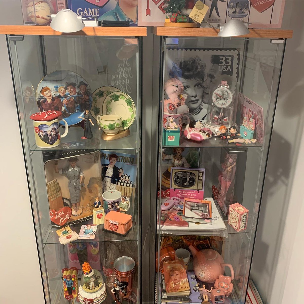 DebColameta's tweet image. It’s always tough to celebrate properly when national I ❤️Lucy Day falls on a weekday. 🤣 
Fierce businesswoman, studio head and a trailblazer for women. THAT’S what I love about Lucy!
#ilovelucy