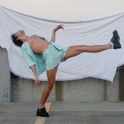 bread_ley_'s tweet image. #NewProfilePic