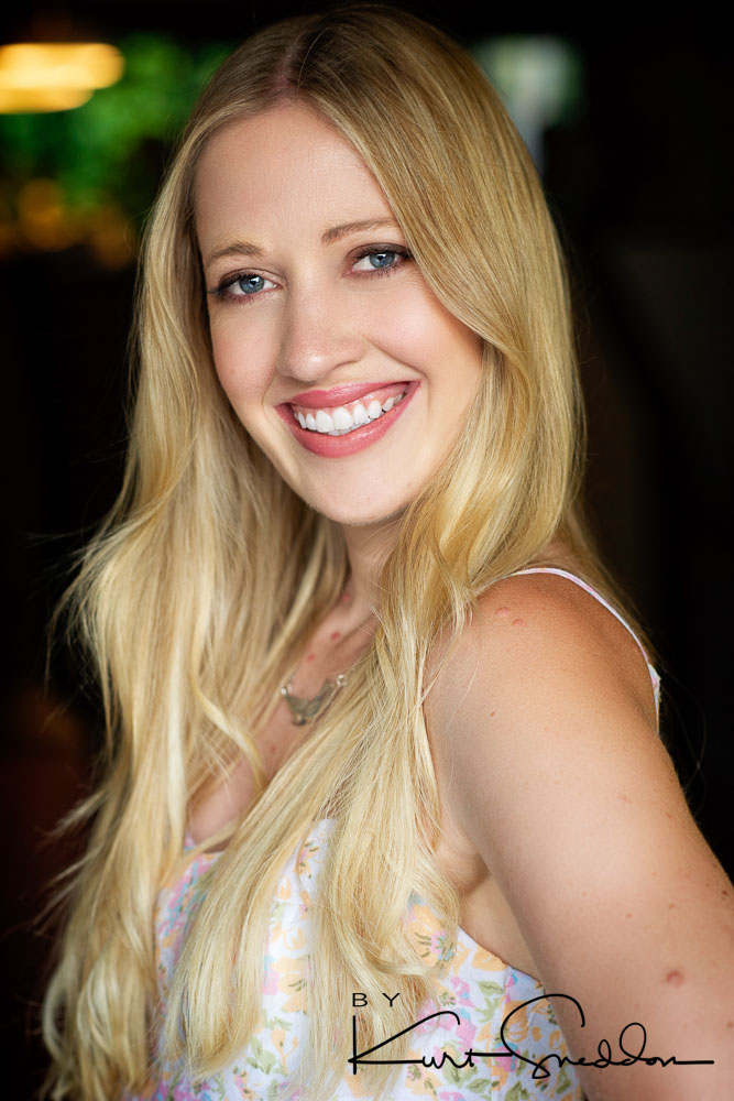 I got a couple of headshots done recently - <a href="/KurtSneddon/">By Kurt Sneddon</a> making me look like the cinnamon roll I am :)