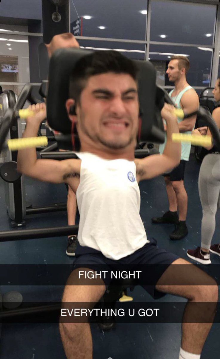 IanRapocock's tweet photo. GM Rose spotted in the gym working out with his team 

#ThisIsFantasy https://t.co/6eT4EY9UHn