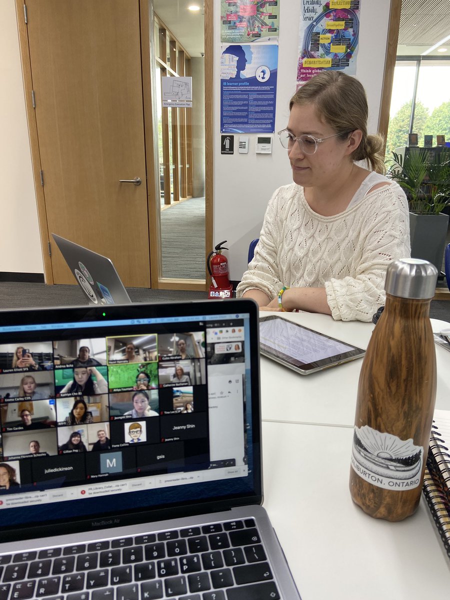 LibraryLauren1's tweet image. #SFS1912 Librarians meeting virtually with the Korean International Library Association today. Thanks for hosting @librarianf @HanrattyHazel @brendakr28 #KILA #intlchat #iblibrarians #zoommeet #librariansarethebest