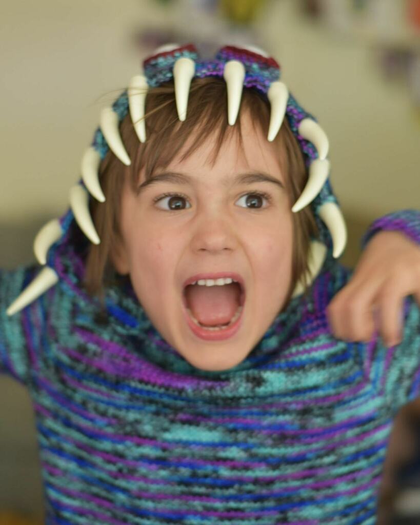 DahlingDaughter's tweet photo. Dragonfish sweater: ✅
��
I convinced him to put it on for exactly one minute (it’s 90°F here today!) to make sure it was juuuust right.
🦷
#BAFFChallenge: designed by you!
🦷
I’ll write up my notes on the project page once I set it up; more pictures i… https://t.co/9l7IFqCtzU https://t.co/TCzvRTN8el