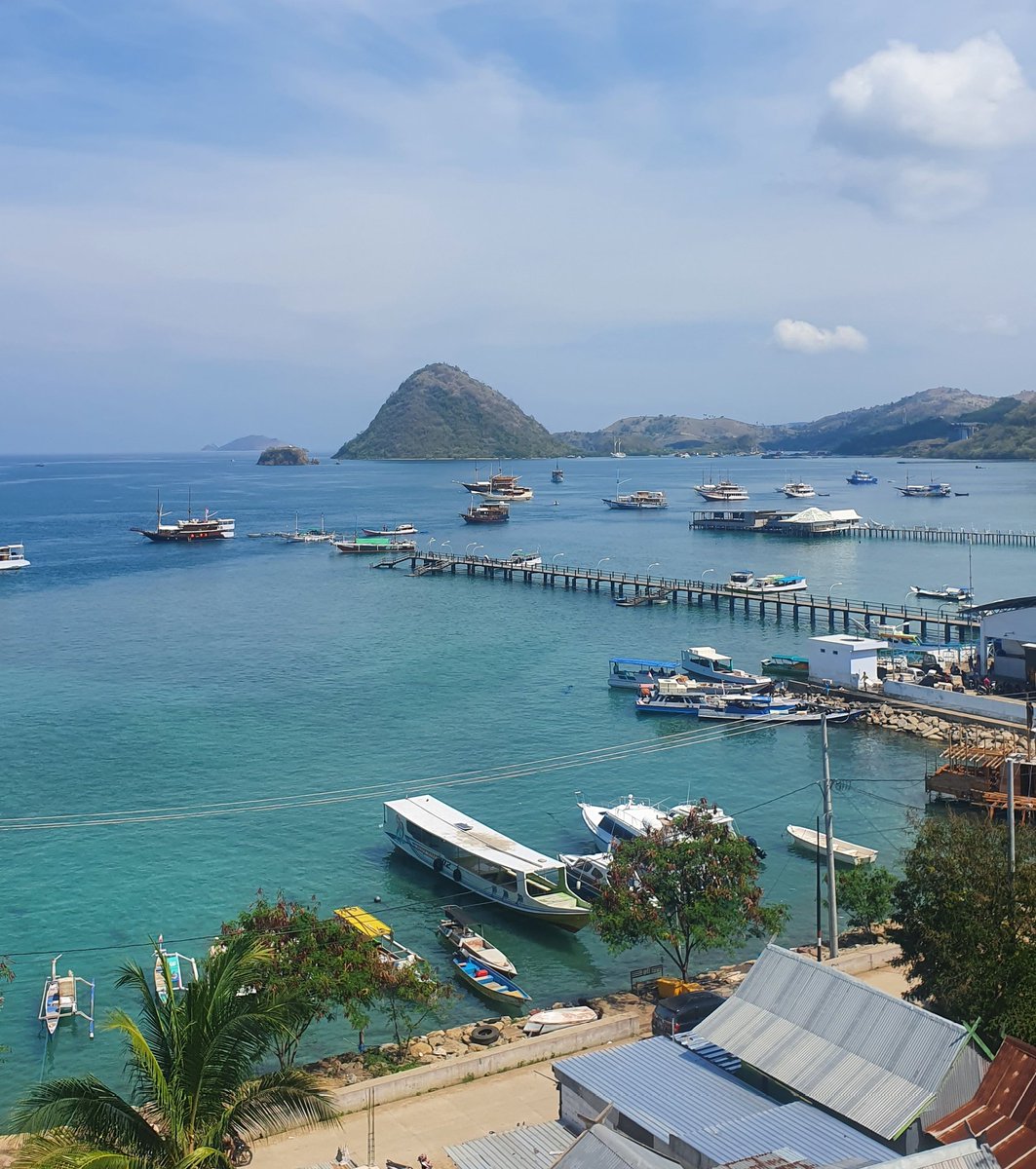 Labuan bajo pagi ini.