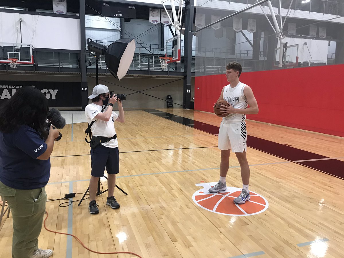 GTEaglesBBall's tweet photo. Some of our @GeorgetownHS Men’s Basketball Players at the pre season Central Texas Vype magazine photo shoot! @jtdub10 @aaronbizzell_ @WoodsLandry representing Eagle Nation in our new Uniforms! 🔥🔥🔥🔥 #OnePercent https://t.co/HdhGRf4u4B