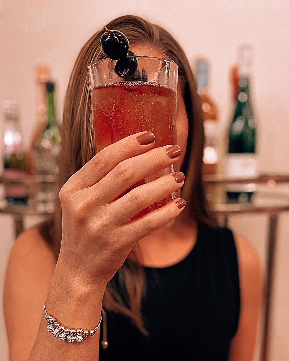 CLNewsCom's tweet photo. #OneDrinkAway contest 🍸 @CherLloyd  
https://t.co/IiRDCoIgZZ https://t.co/ygxGnc1wdO