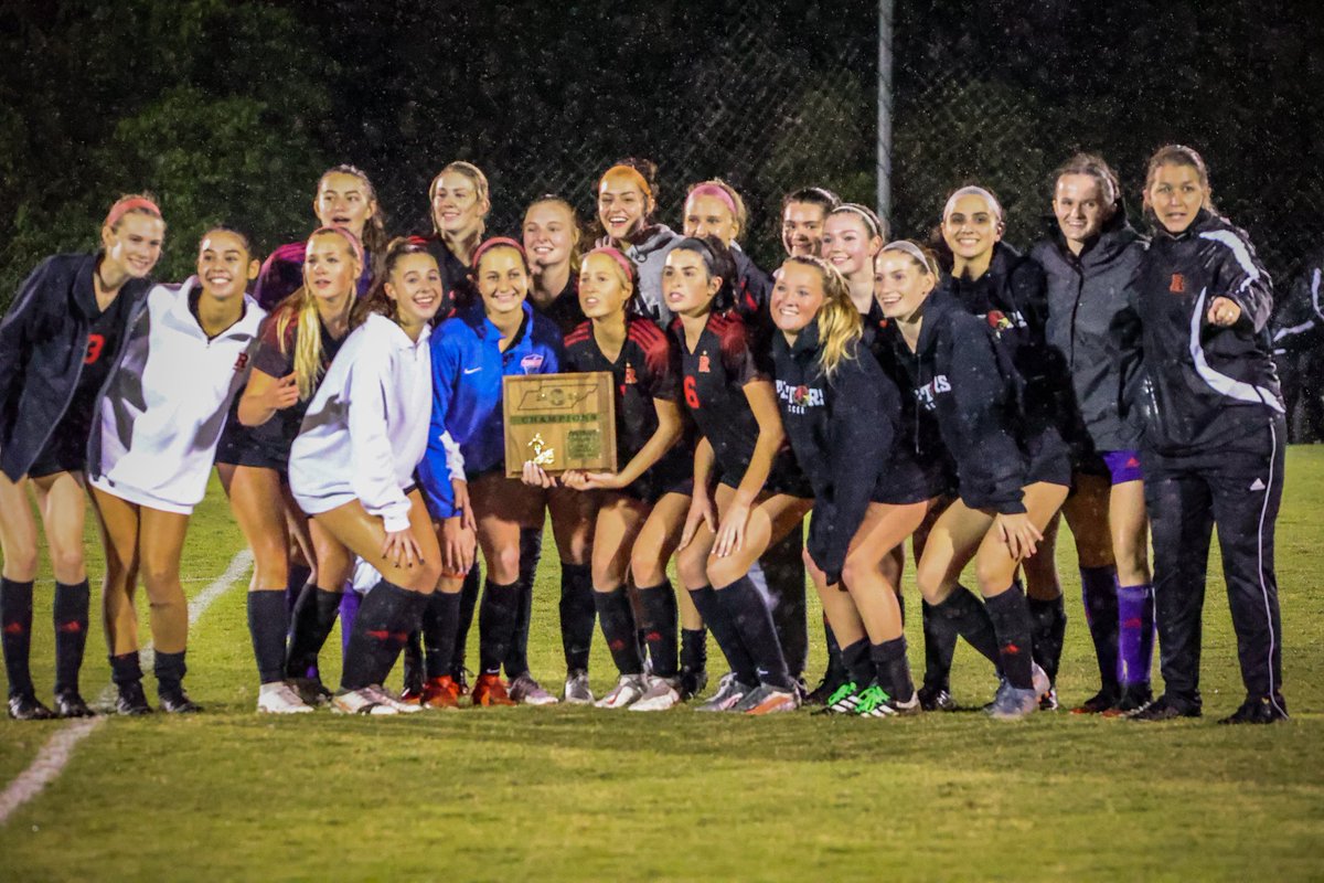 Raptor_Soccer's tweet photo. Raptor Nation We give you your 2020 District Champions!!!!
📸 ⁦@PameladeVeer⁩ 

⁦@CoachMattMercy⁩ ⁦@wcsRHSAthletics⁩ ⁦@cspulliam⁩ ⁦@wcsRHS⁩ ⁦@theRHSsection⁩ https://t.co/bTQFw9Vk5E