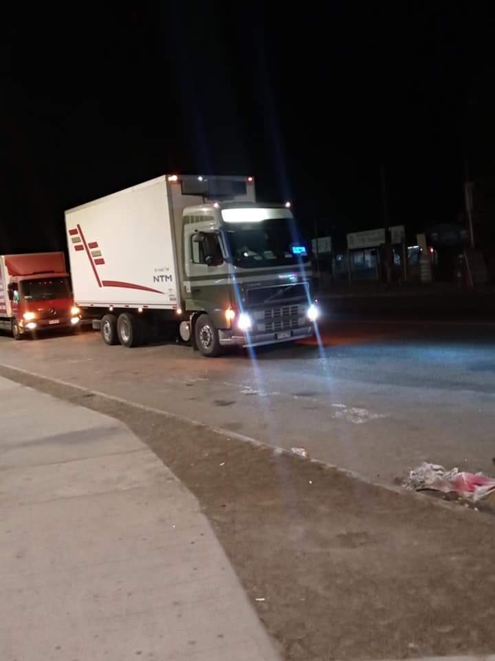 RicardoBototoCP's tweet photo. CCPCHILE conductor camión asaltado hoy en la tarde ,entre Alto Hospicio  hacia Arica .Alejandro Guzman M lo subieron  a un auto blanco aún no se sabe su paradero https://t.co/7cnnBIgXu2