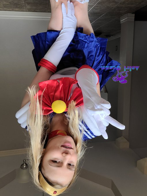 1 pic. Heyyy 
I'm sailor moon today #chaturbatehalloween https://t.co/MKPoofJRTh