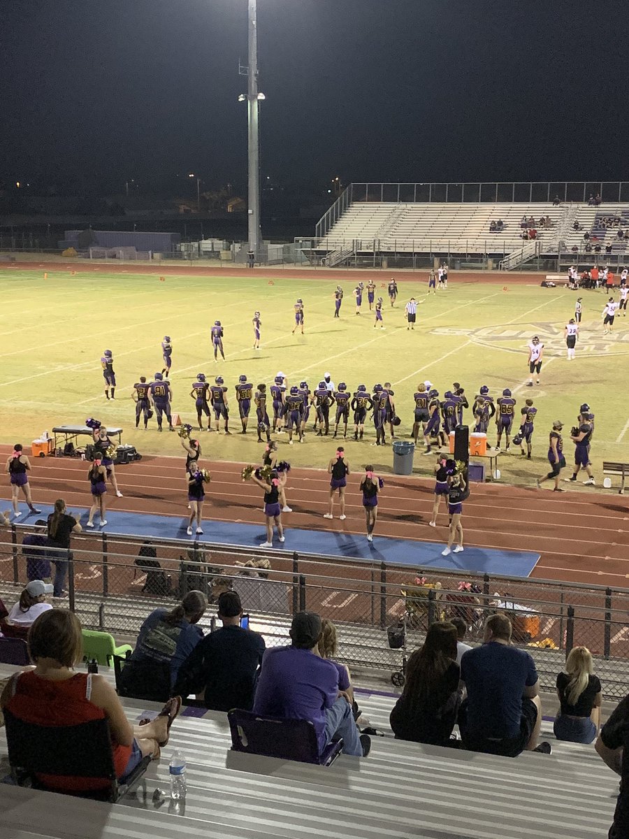 caunderhillaz's tweet photo. Another awesome  night of football for two great JV teams! Sunrise vs. Liberty. Great to see the band, cheer, and players out doing their thing! Just another great reason to VOTE YES on the PUSD OVERRIDE AND BOND! @SunriseMustangs @PeoriaUnified11 https://t.co/2n8NmfWeRe