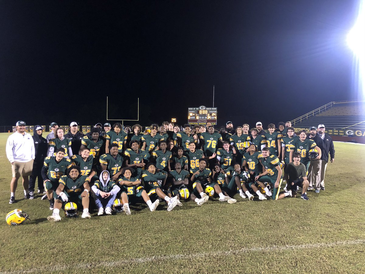 Freshman Wave end the season with another win and finish the season at 6-2 and on a 6 game winning streak. The class of 2024 is going to be something special!
#GRIT
#FAMILY 
#4Gallatin