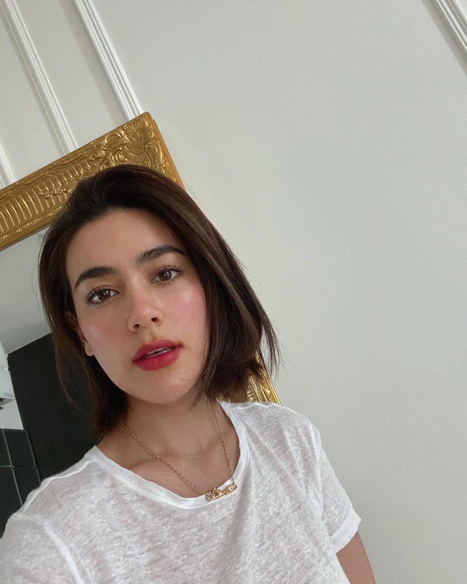 Me trying to get some French vibes after watching the whole season of Emily in Paris in one day. #missingparis🇫🇷#kimmy_kimberley #คิมเบอร์ลี่