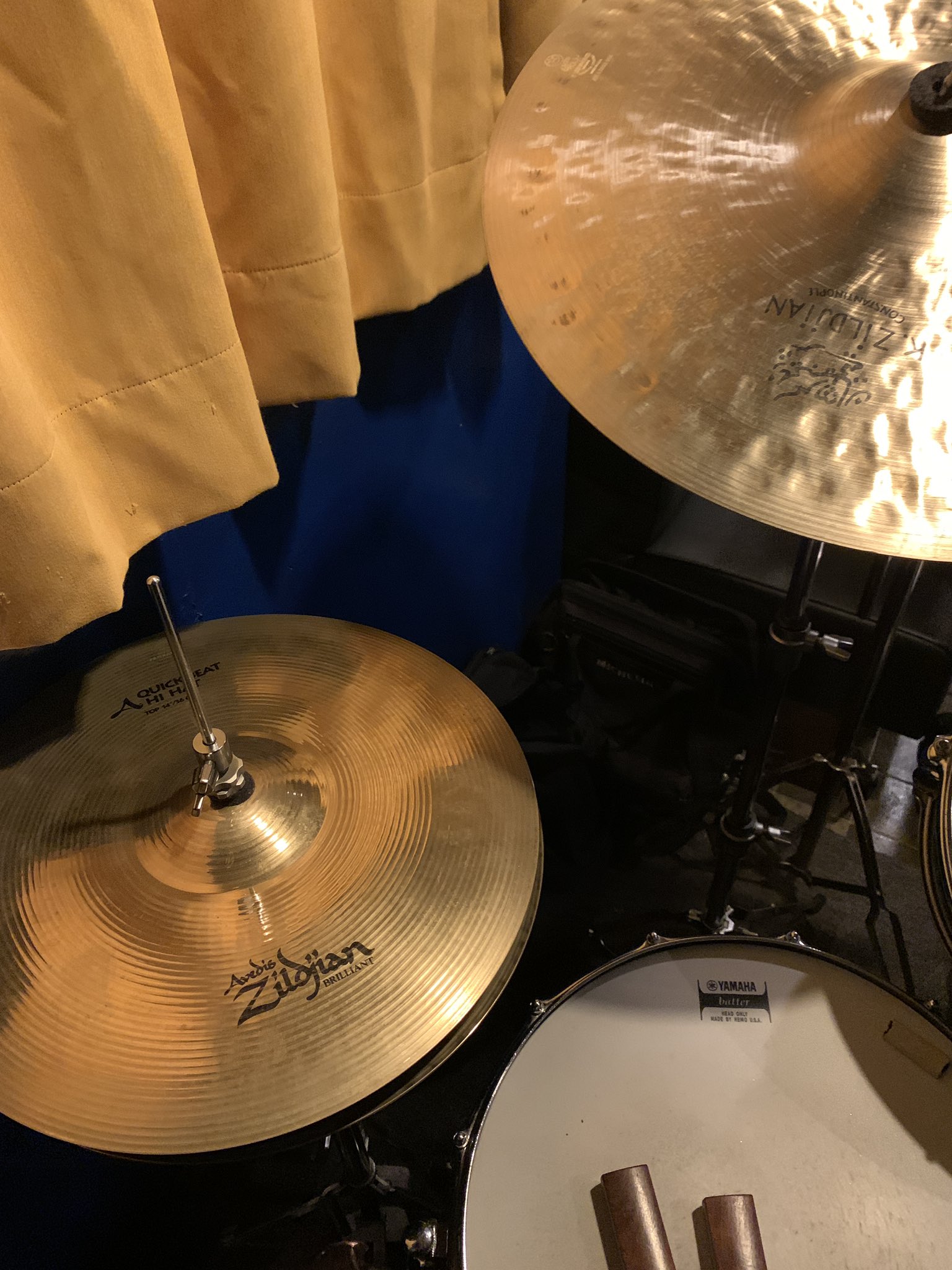 竹内武 昨日のライブは70年代のルイベルソンに合わせてシンバルをチョイス A Zildjian Ping Rideとquick Beatハイハット 本当は白抜きaジルジャンが欲しいけど 先日金沢で仕入れたプラチナフィニッシュはかなり良い感じ その名の通り シンバル 竹内武 昨日のライブは70年代のルイベルソンに合わせてシンバルをチョイス A Zildjian Ping Rideとquick Beatハイハット 本当は白抜きaジルジャンが欲しいけど 先日金沢で仕入れたプラチナフィニッシュはかなり良い感じ その名の通り シンバル