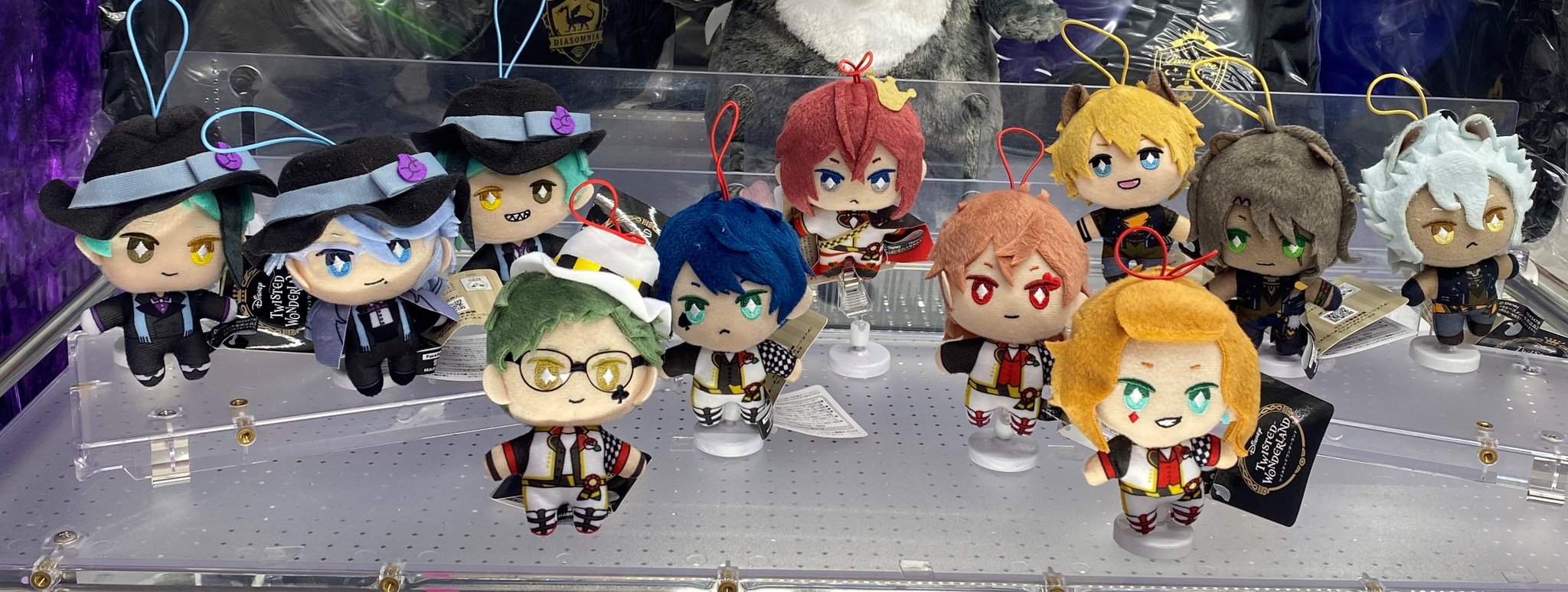 セガ 秋葉原 4号館 本日登場したツイステ景品各種ですが 当店まだ全てございます まだお迎えできていない方はぜひ遊びに来てくださいね ツイステ セガ秋葉原4号館