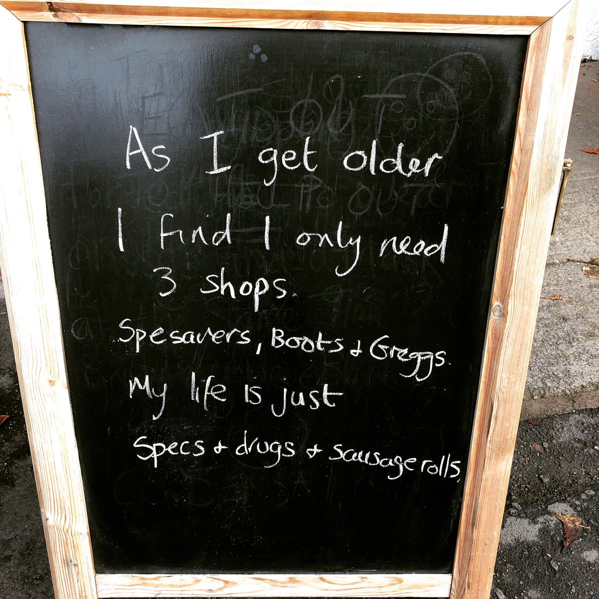 Happy Friday folks #findthehumour #makeyousmile