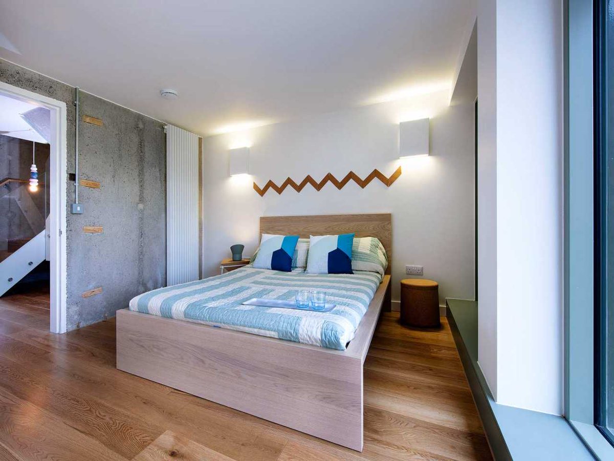 urban_splash's tweet image. Home of the day: 96 Hague at Park Hill in Sheffield. We're transforming another part of this Grade II Listed building, creating duplex, dual-aspect homes with outdoor space. There are stunning views over Sheffield and the new resident garden too urbansplash.co.uk/residential/ho…