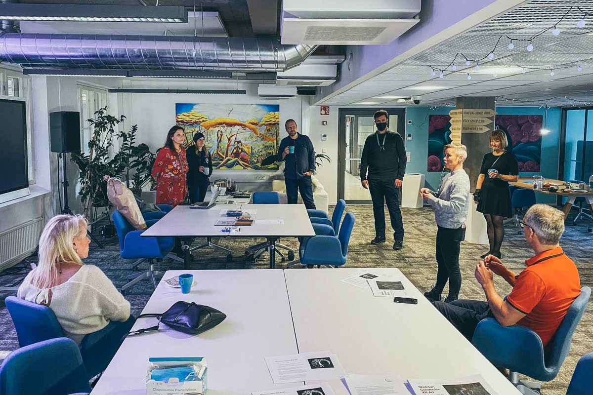 HelsinkiXR's tweet photo. Here are the vibes of last night's #SkeletonConductor's XR Art Finnish #premiere at #HXRC!
The evening was an overall success! We always want to do the best in supporting our #XRhub teams towards their goals.π
#XRart #VRart #artexperience https://t.co/OJCyMEav8T
