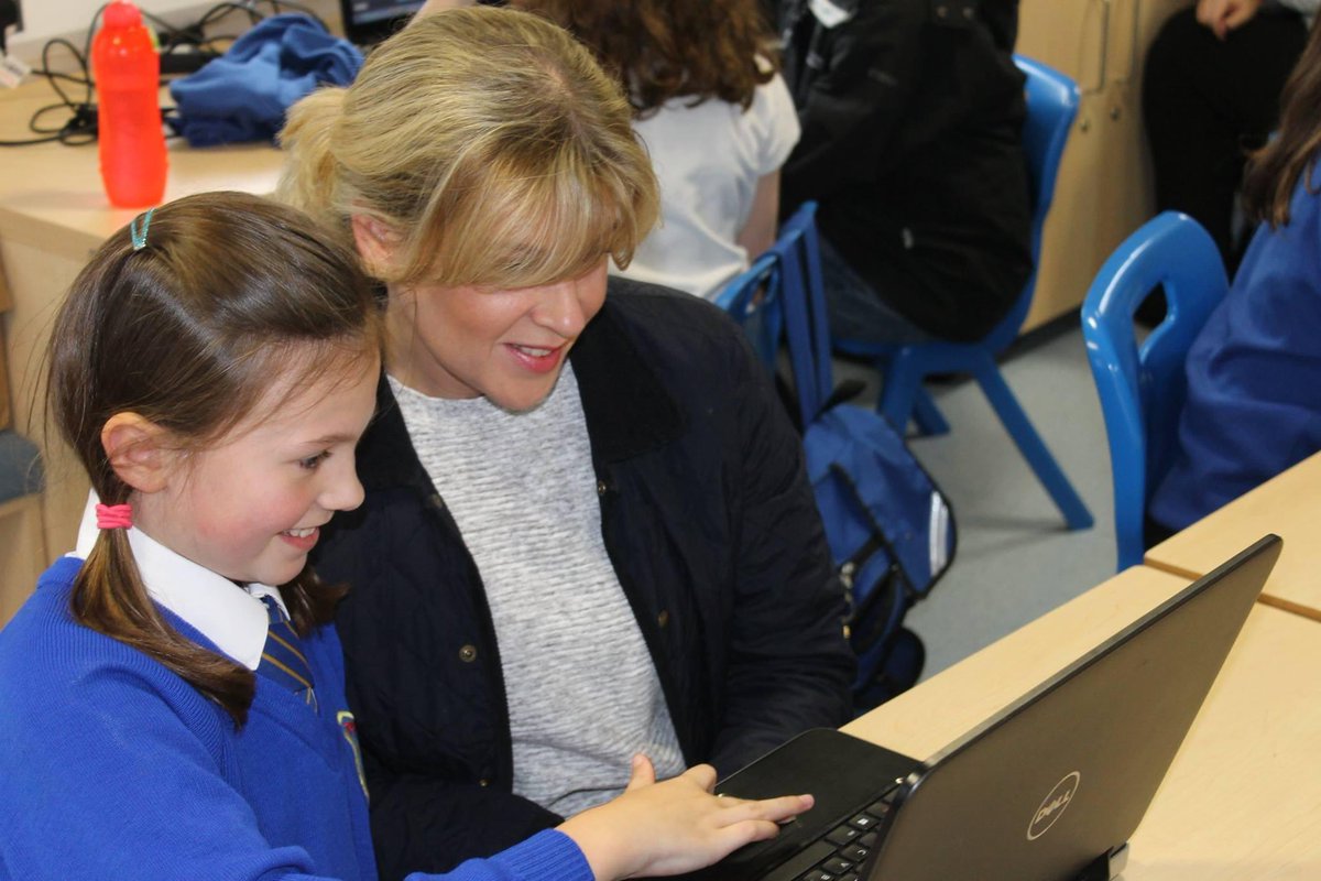 phoenixips's tweet image. At Phoenix we have always strived to develop the pupils’ #coding skills. Here is a throwback to one of our fantastic parent workshops as part of #CodeWeek2020 #codingtwitter @scratch @CodeWeekEU @codeweekUK @Codecademy @GirlsWhoCode