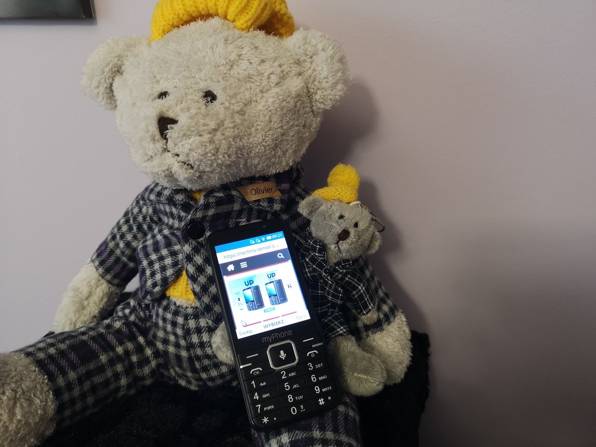 TECHNOSenior1's tweet photo. mPTech rozszerzył ostatnio swoje bogate portfolio klasycznych telefonów o modele #myPhoneUp i #UpSmart na KaiOS. Test telefonów i Uwaga Konkurs!!!
@myPhoneMobile
#test
#konkurs
https://t.co/zcrvuse2Ez https://t.co/pcopgP7qsM
