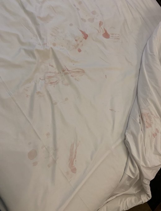 ラブホのバイトの時出勤中5回は、こんな部屋やった。🏩 https://t.co/tN6Kj43ibI