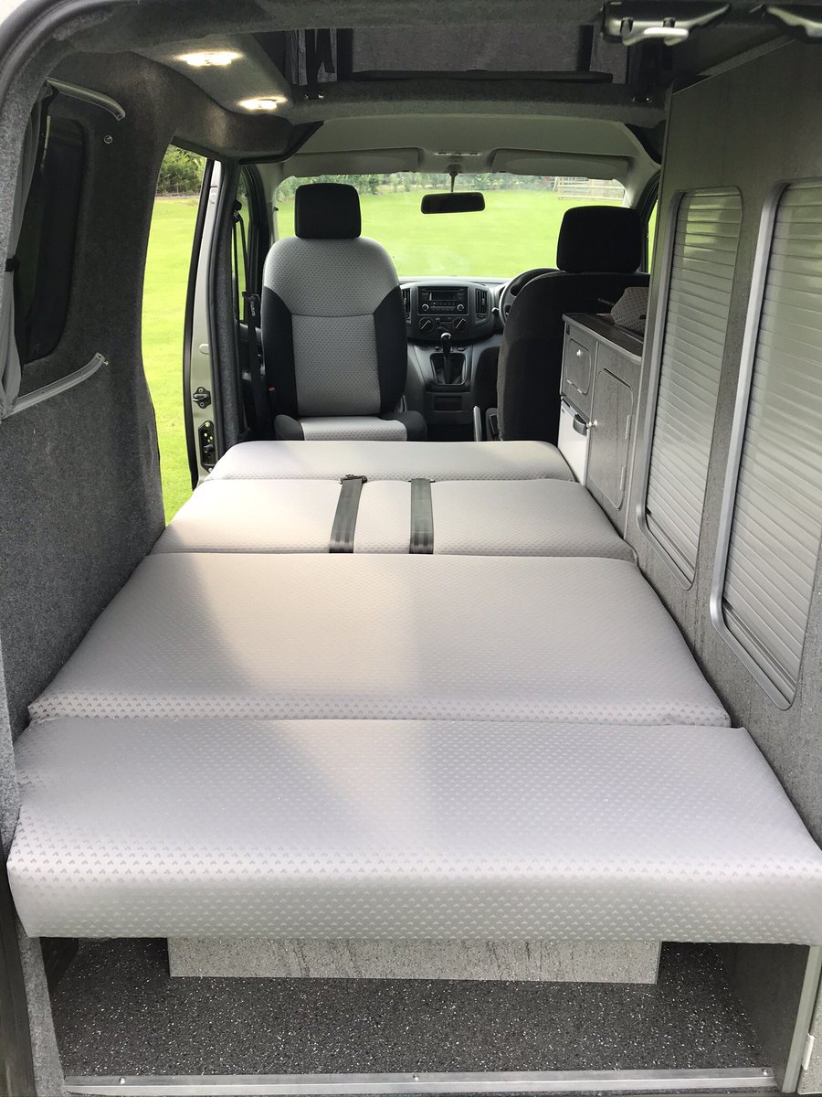 MMLConversions's tweet photo. Middlesex Mino has arrived! Larger than a Berlingo, smaller than a Transporter #nv200 #drivelodge #vitrifrigo #nissancampervan https://t.co/8jxcbQAHzH