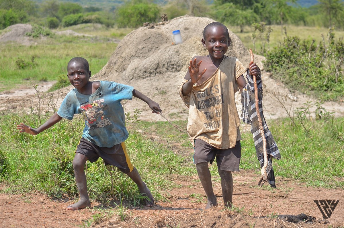 IzyCaption's tweet photo. It takes a village to raise an African child...
@izyphotography1 @UPPAward
#Captiondat. https://t.co/3zfX0j2FQH