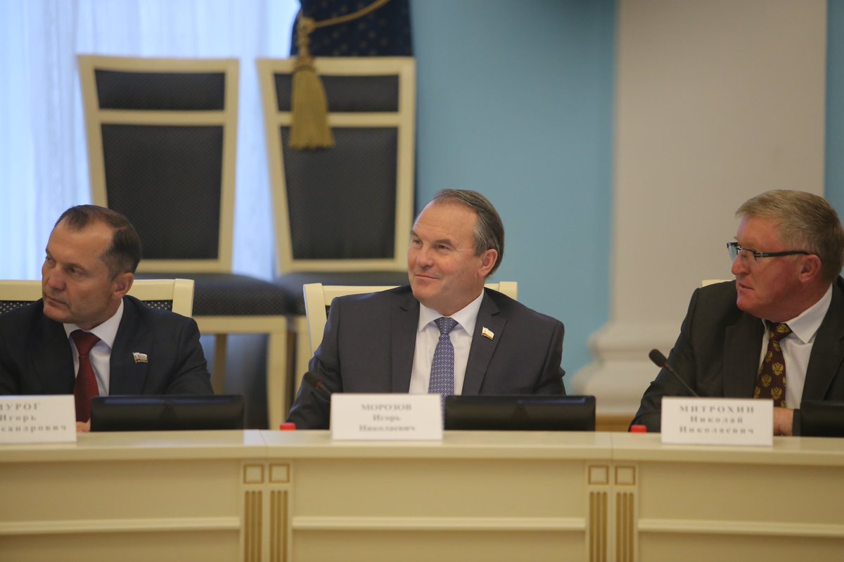 Morozov_IN's tweet photo. На заседании Рязанской областной Думы VII созыва меня вновь избрали представителем законодательной власти в Совете Федерации. 
На пост сенатора мою кандидатуру предложила фракция Рязанского регионального отделения партии «Единая Россия». 
Решение принято большинством голосов. https://t.co/nKBN68sO5f