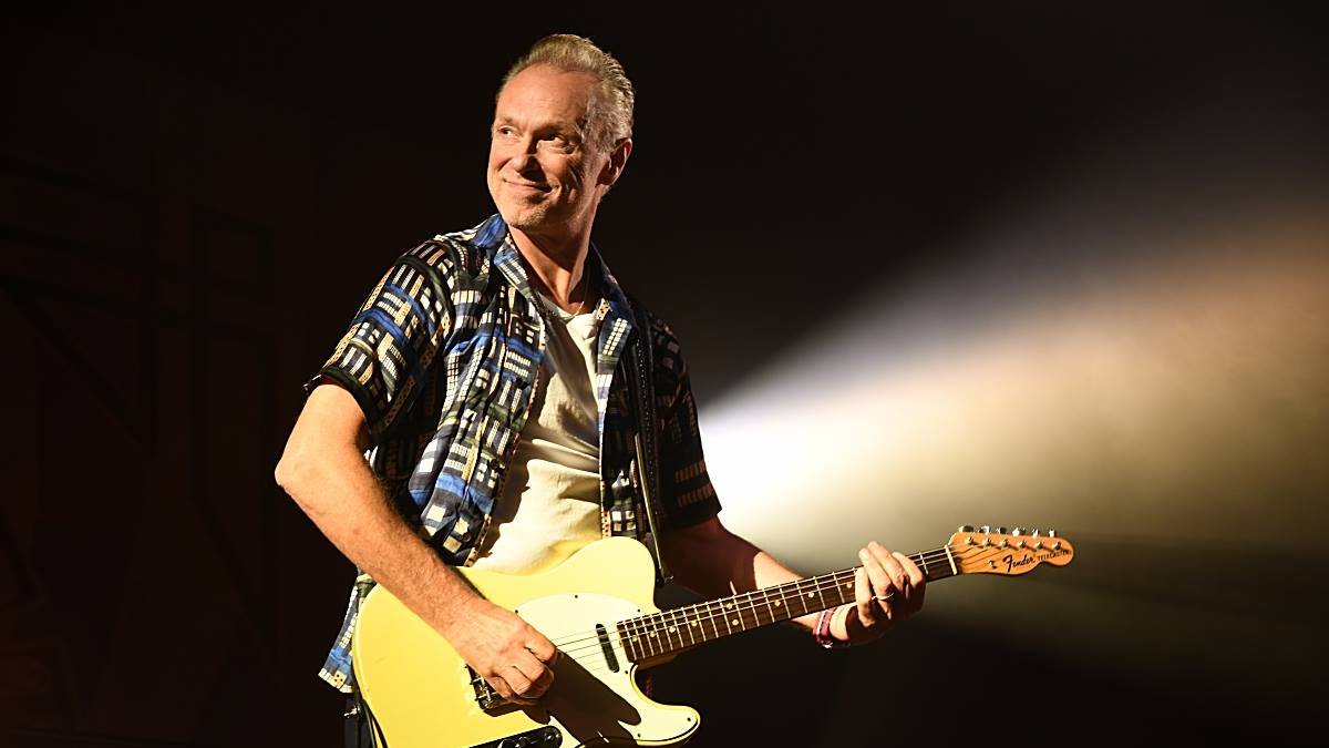 Happy Birthday to British musician, songwriter and actor Gary Kemp from Spandau Ballet. 