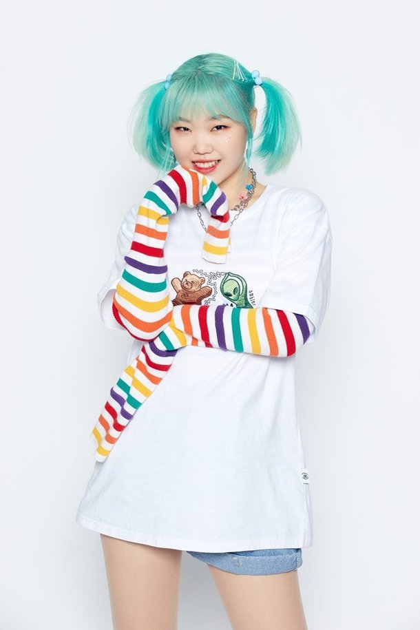 Keitadj على تويتر Akmuイスヒョン 今日16日 Alien でカムバック スヒョン 自尊心が低くなった娘に母が勇気を与えるために あなたはエイリアン だと話す 娘は勇気を得て本当にスーパーエイリアンだった自分を探す この曲を聴いて私と一緒に世界をひっくり返す