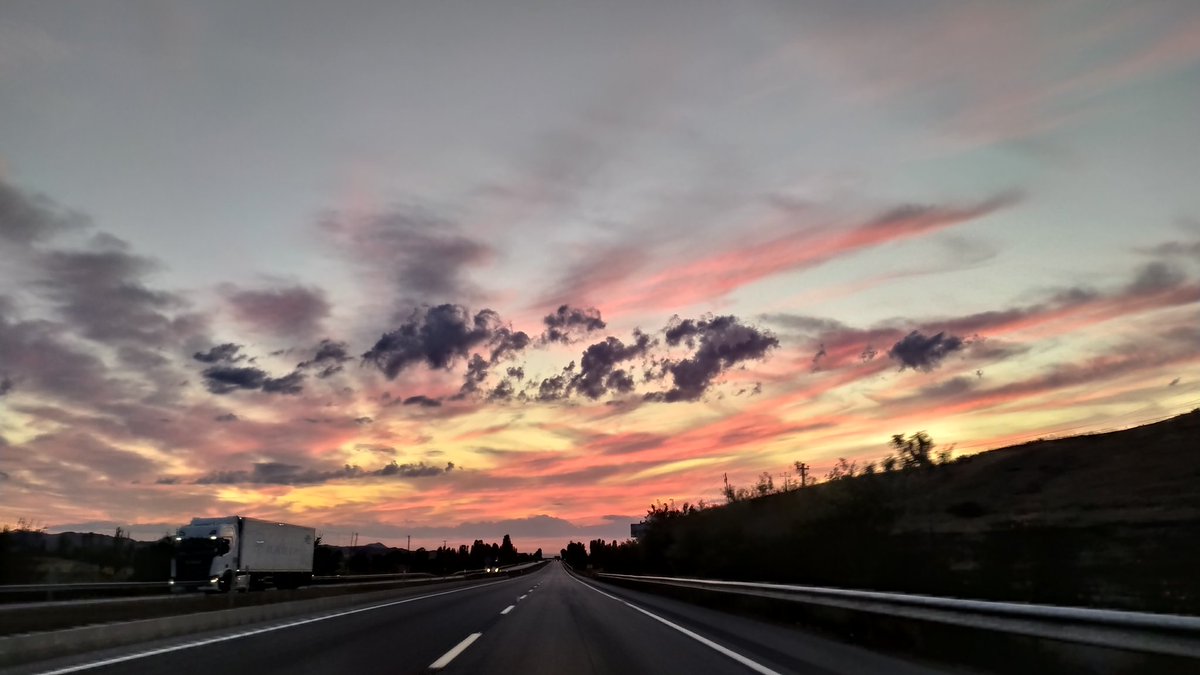 Hissettirmeyen Sevginin zerre değeri yok...