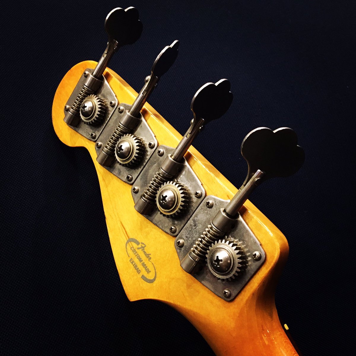 Fender Japan EXTRAD プレシジョンベース Jシリアル