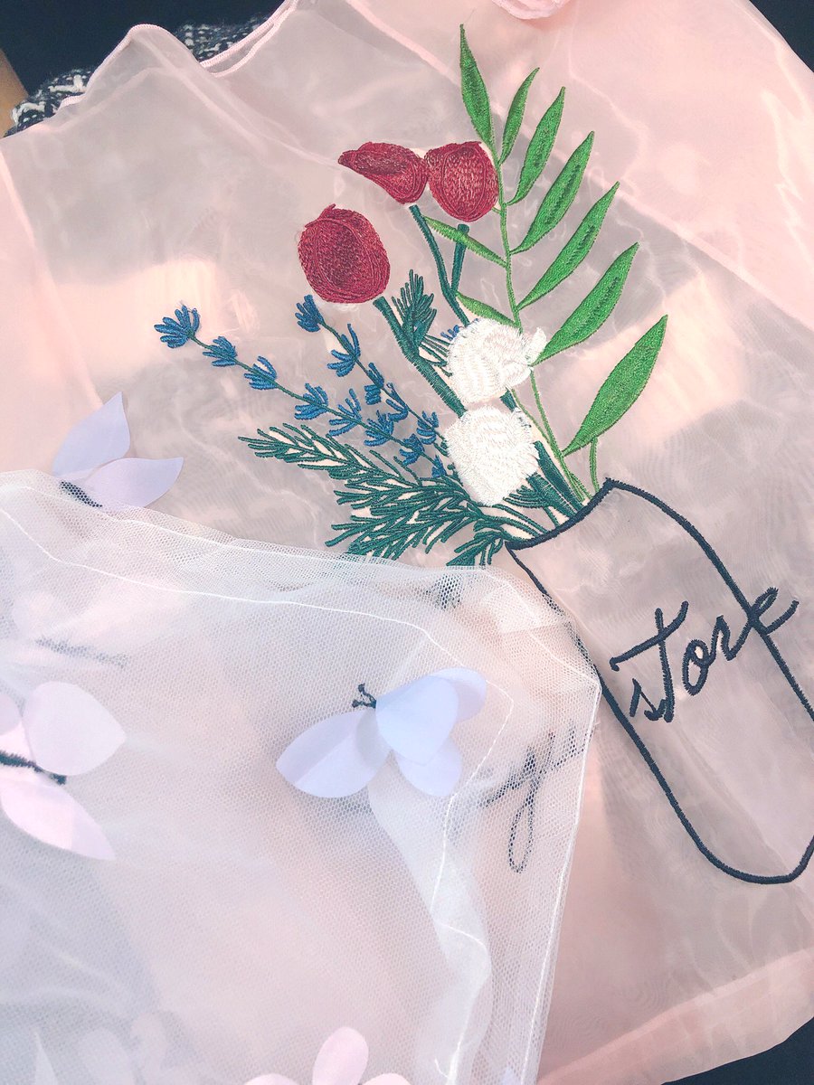 バズってたシースルーのエコバッグ届いたけどめちゃくちゃかわいい スケルトンのバッ お どり のイラスト