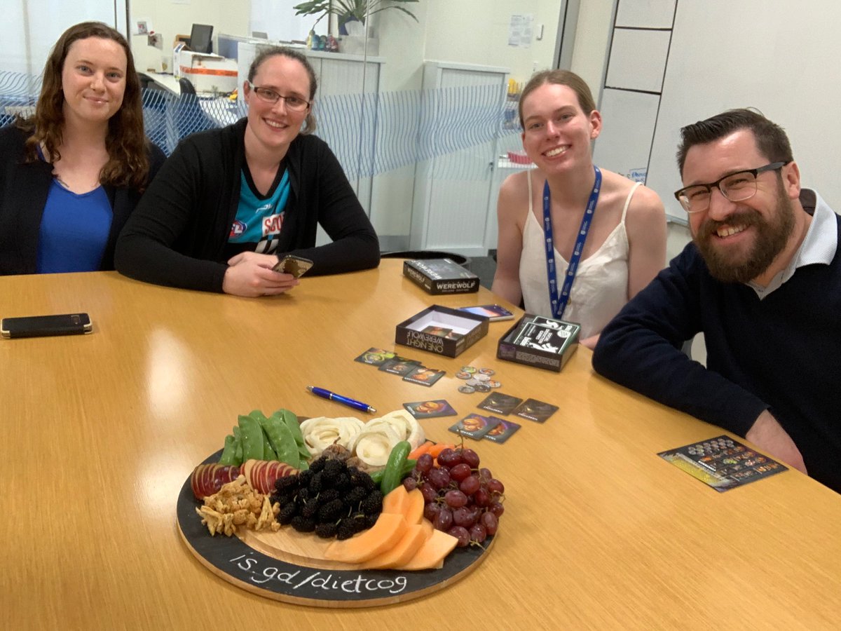 dietcog's tweet image. Winding down from a week of research with some of @BBBRC_ ‘s best and brightest, and hitting our daily 2 Fruit and 5 Veg #tryfor5 #CancerResearch #cancersurvivor