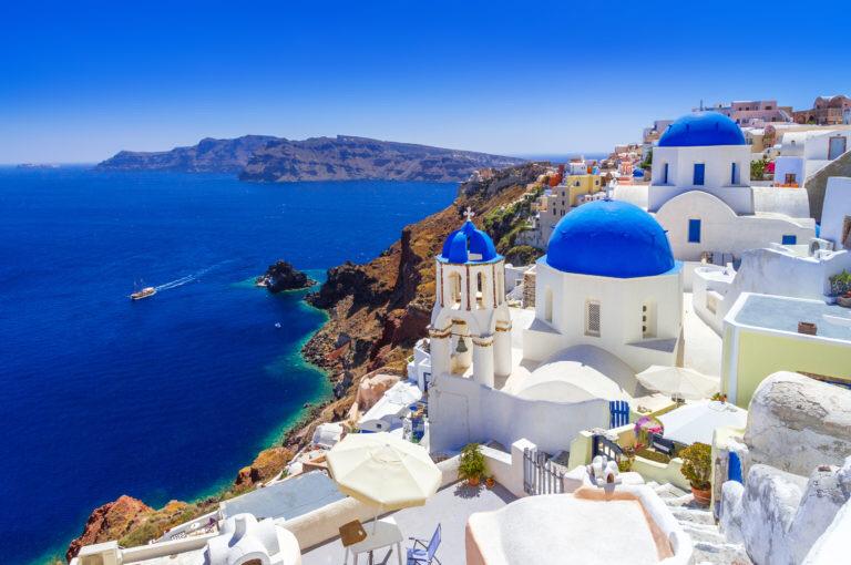 SANTORINI ISLAND😍 Tag the people or person you are taking there❗
uebertangel.org

#millionairementor#millionaires#motivationfriday#inspiration