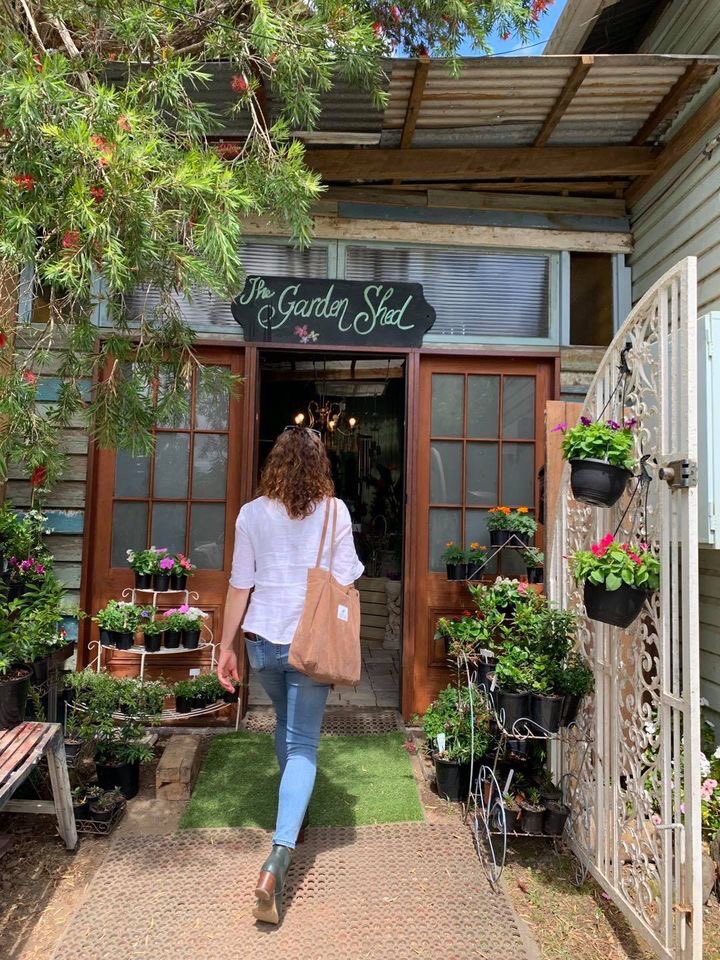 DRTourismAU's tweet photo. We’re on location in The Tweed ☀️ Danielle and Lou are spending time with our Tweed based team (The Tweed Tourism Co.) this week meeting with some of the fantastic tourism operators across the hinterland. https://t.co/FGwKJBD0LI