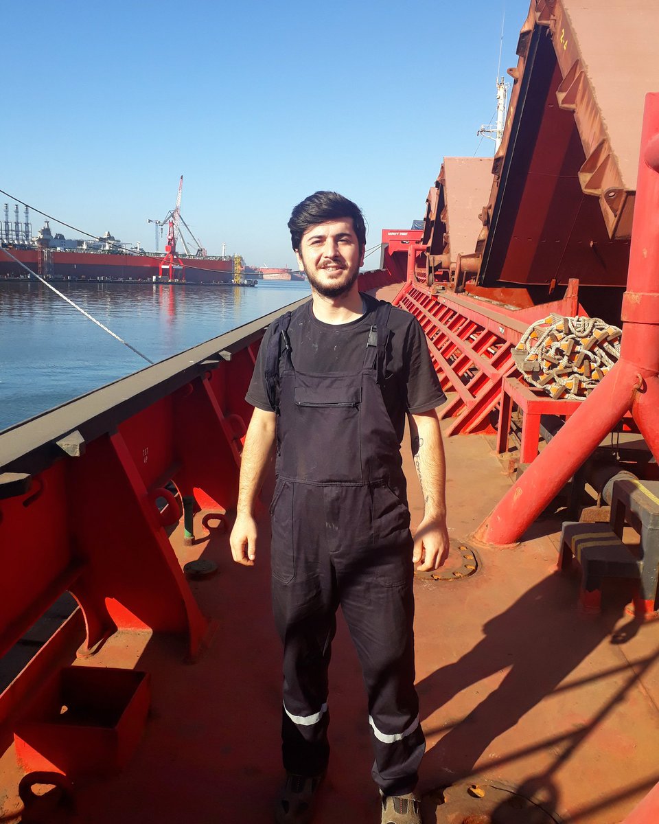 Kafanıza göre liman, gemi yakıyonuz milletin ekmeğiyle oynamayın 🤨