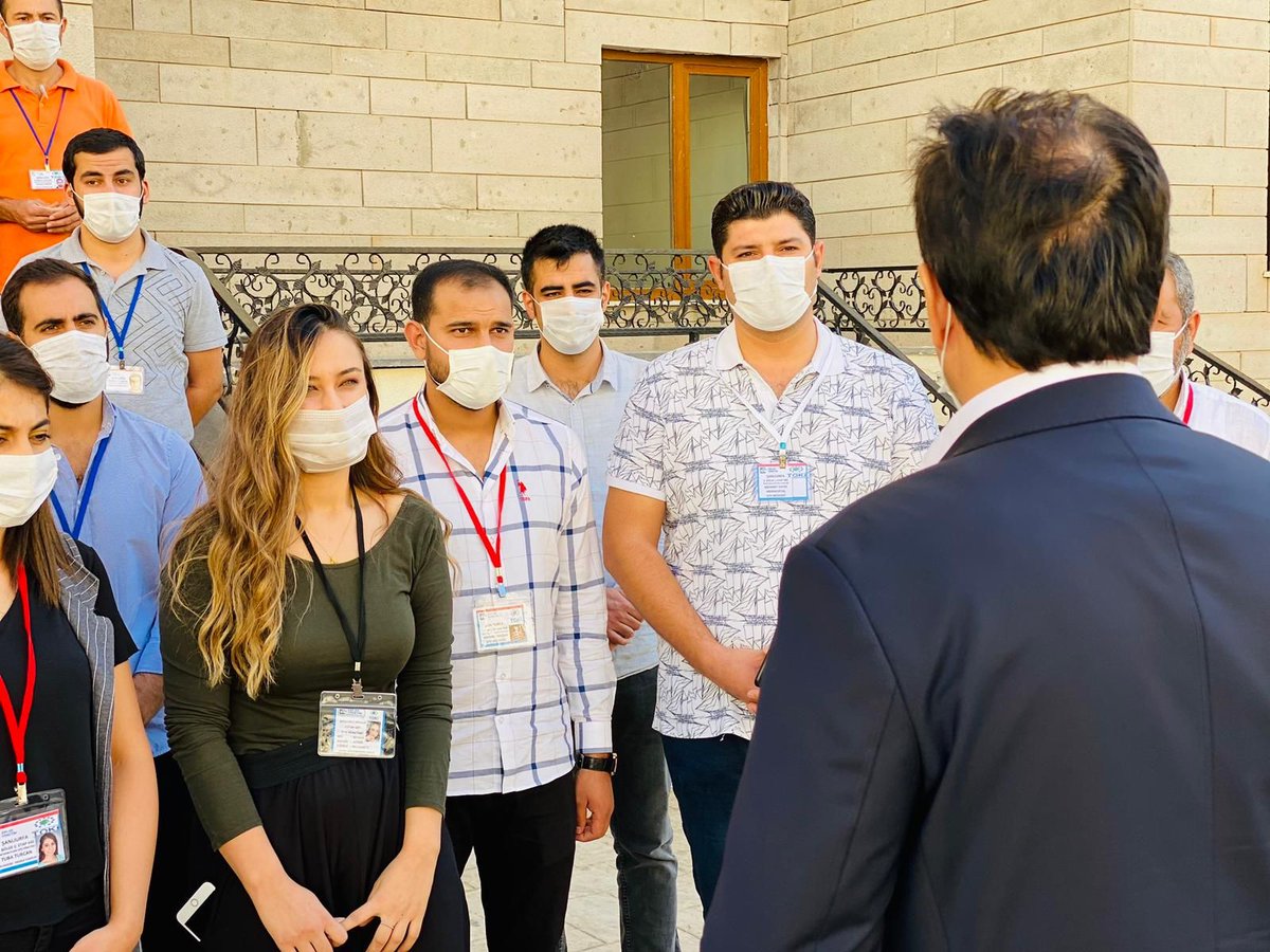EmlakYonetim's tweet photo. Genel Müdürümüz Ayhan Karaca, Şanlıurfa merkezinde bulunan Emlak Yönetim AŞ'ye bağlı sitelerimizi ziyaret ederek incelemelerde bulundu, site yöneticileri ve site personeliyle bir araya geldi. https://t.co/kphb120ukD