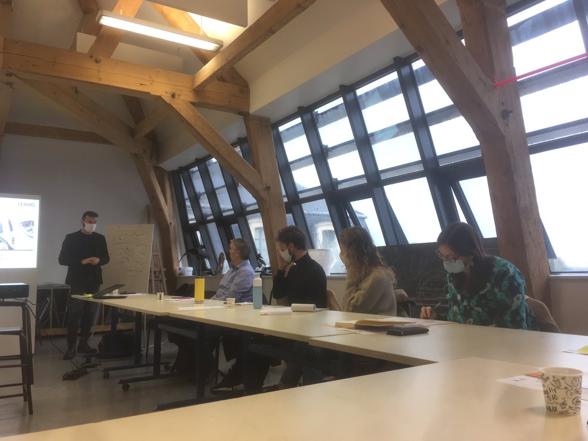 #Live C’est parti pour le premier atelier du parcours #Design imaginé par la technopole dans le cadre du programme <a href="/breizh_fab/">BREIZHFAB</a> ! Avec LEANO Design à l’Ecole des Beaux-Arts de @VilledeStBrieuc !