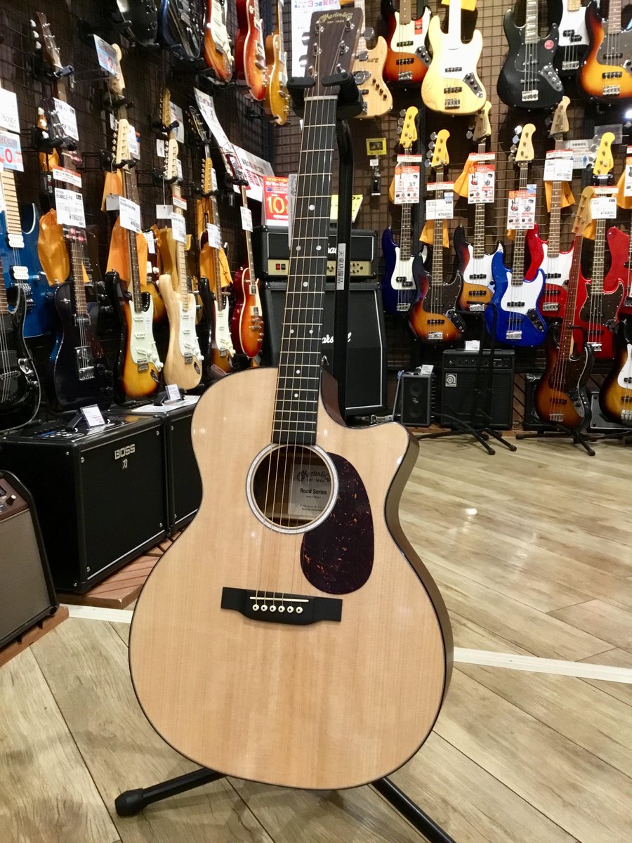 島村楽器 イオンモール天童店 Auf Twitter アコースティックギター Martin Gpc 11e が入荷しました W なんと サウンドホールの中にバックライト付きのチューナーが搭載されています 1弦側に目を落とすだけでチューニングができる優れものです 艸 島村楽器 イオンモール天童店 Auf Twitter アコースティックギター Martin Gpc 11e が入荷しました W なんと サウンドホールの中にバックライト付きのチューナーが搭載されています 1弦側に目を落とすだけでチューニングができる優れものです 艸