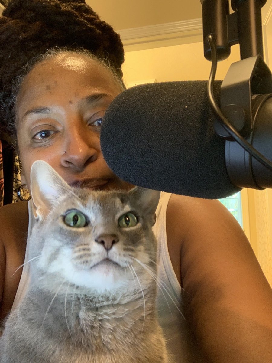 . @ontheair1207 has a furry sidekick who loves to fill in when Geri's away. Who needs opposable thumbs to operate a sound board?